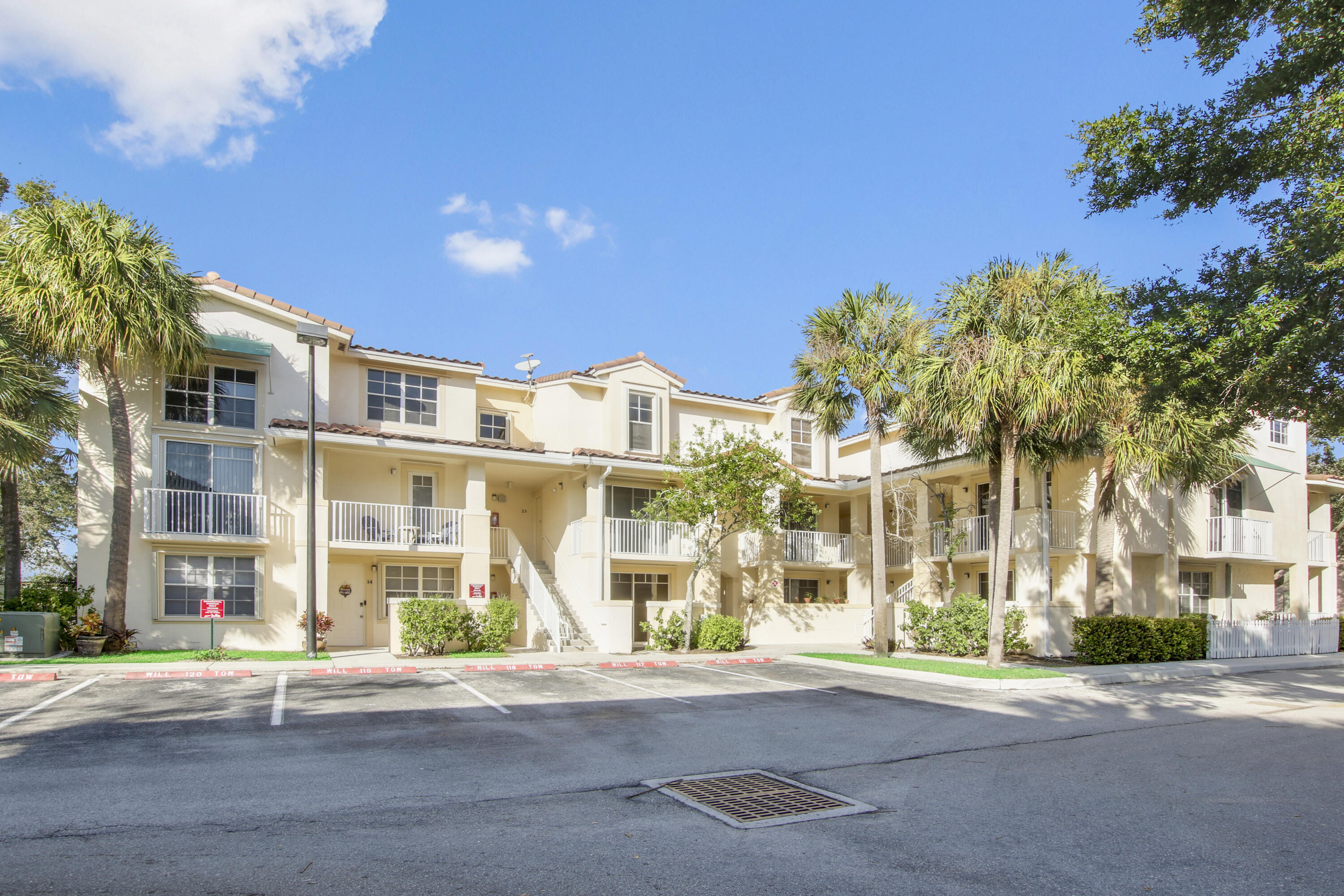 1116 University 24 Boulevard 24 Sold Property