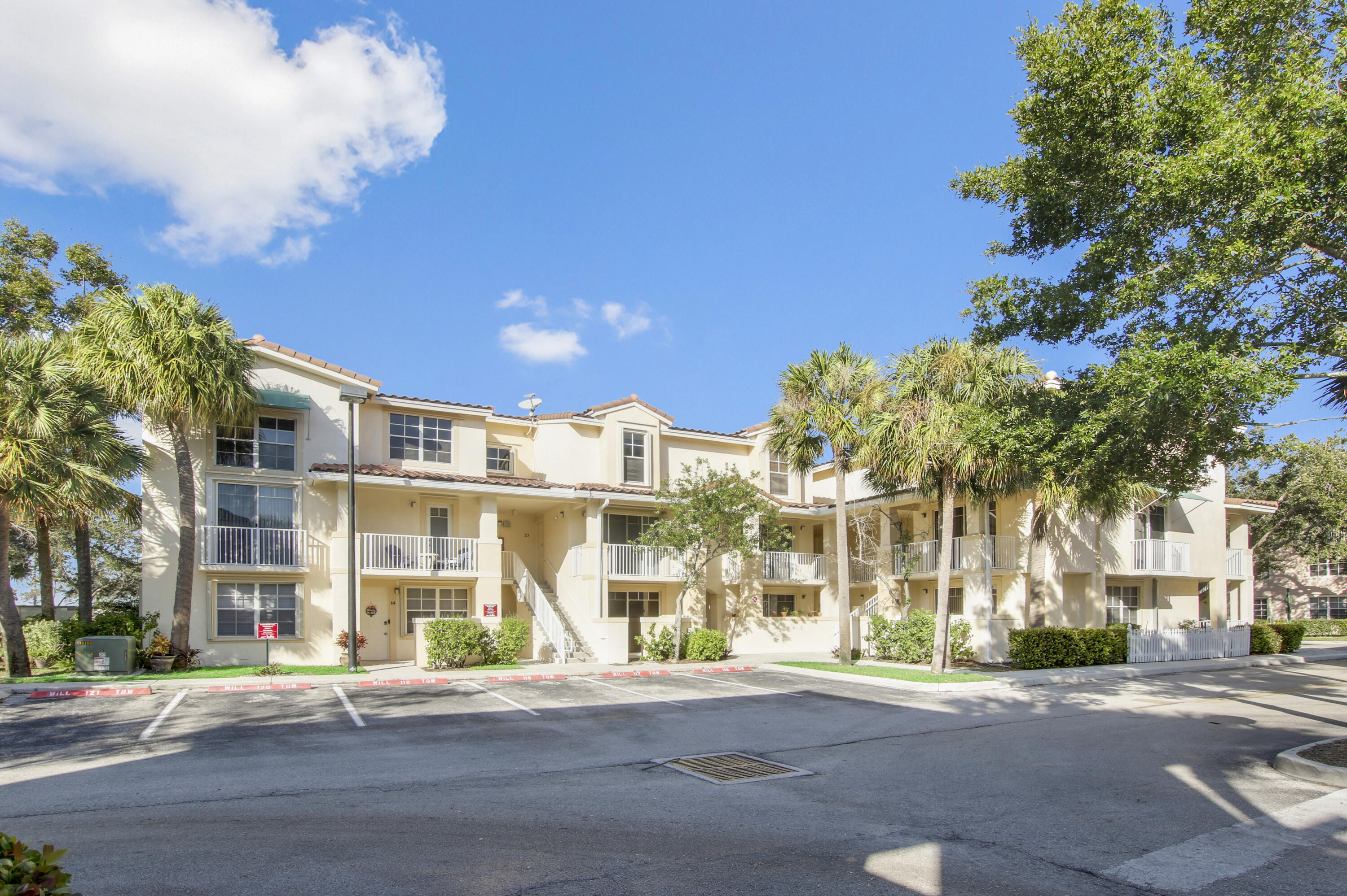 1116 University 24 Boulevard 24 Sold Property