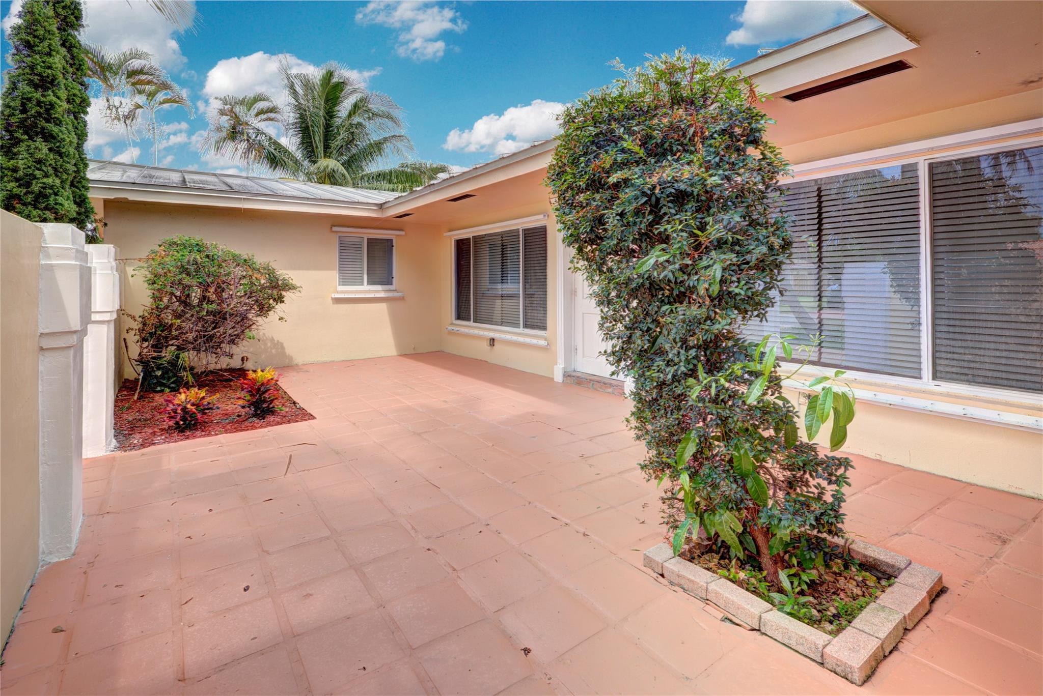 911 SE 11th St Sold Property