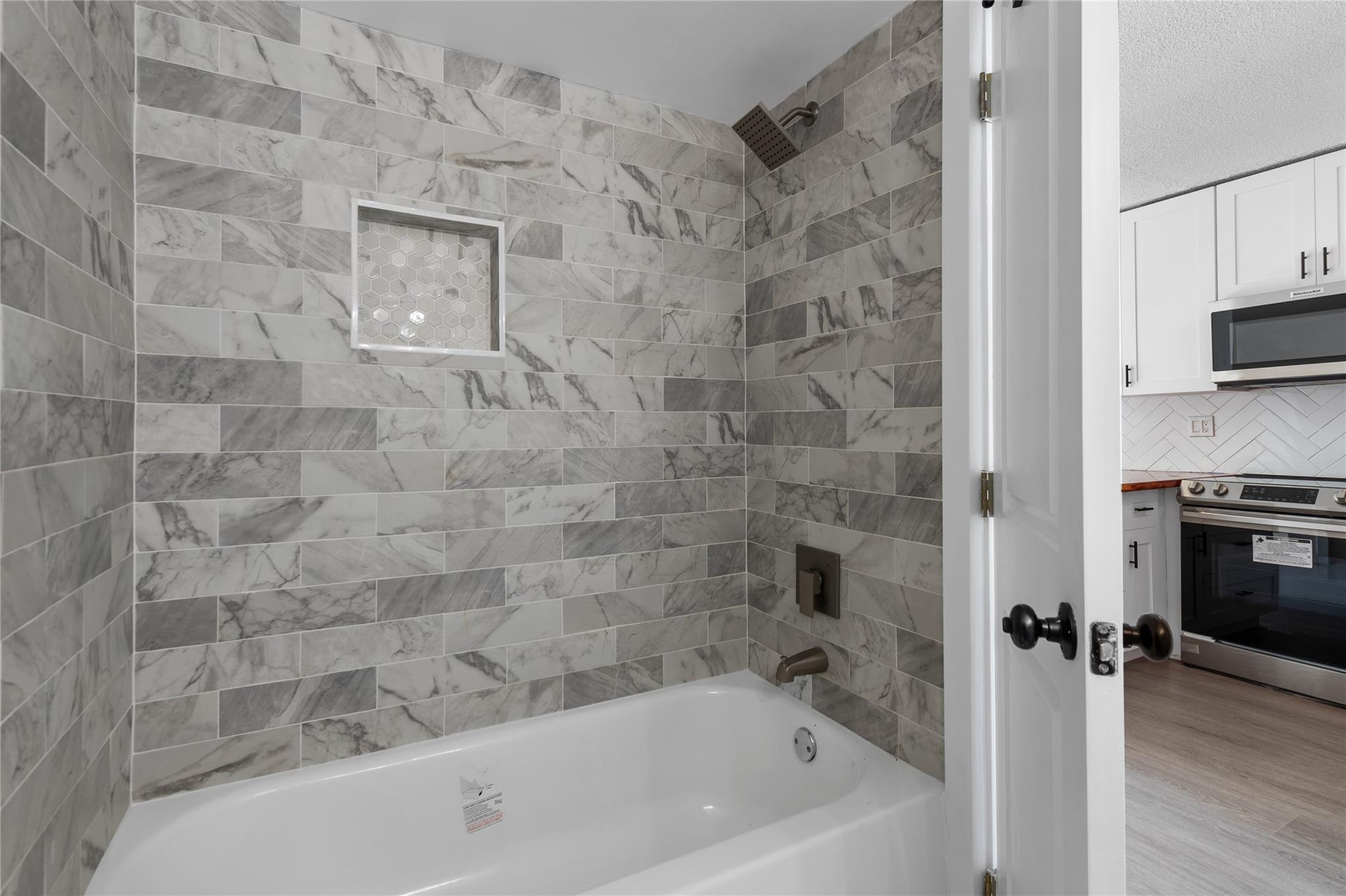 6200 NE 22nd Way 108 Sold Property