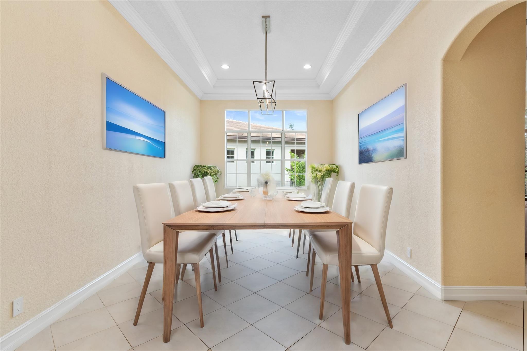 Virtually Staged Dining Room