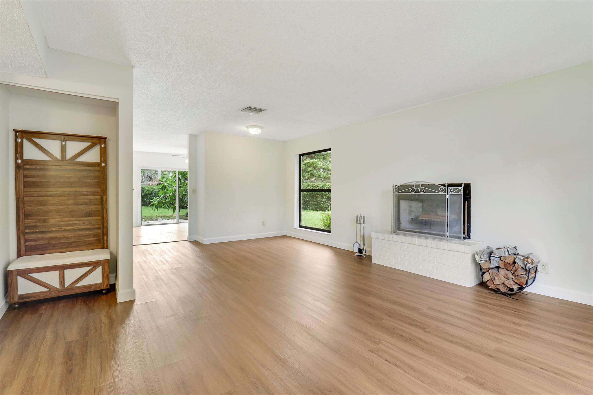 313 Sandtree Drive Sold Property