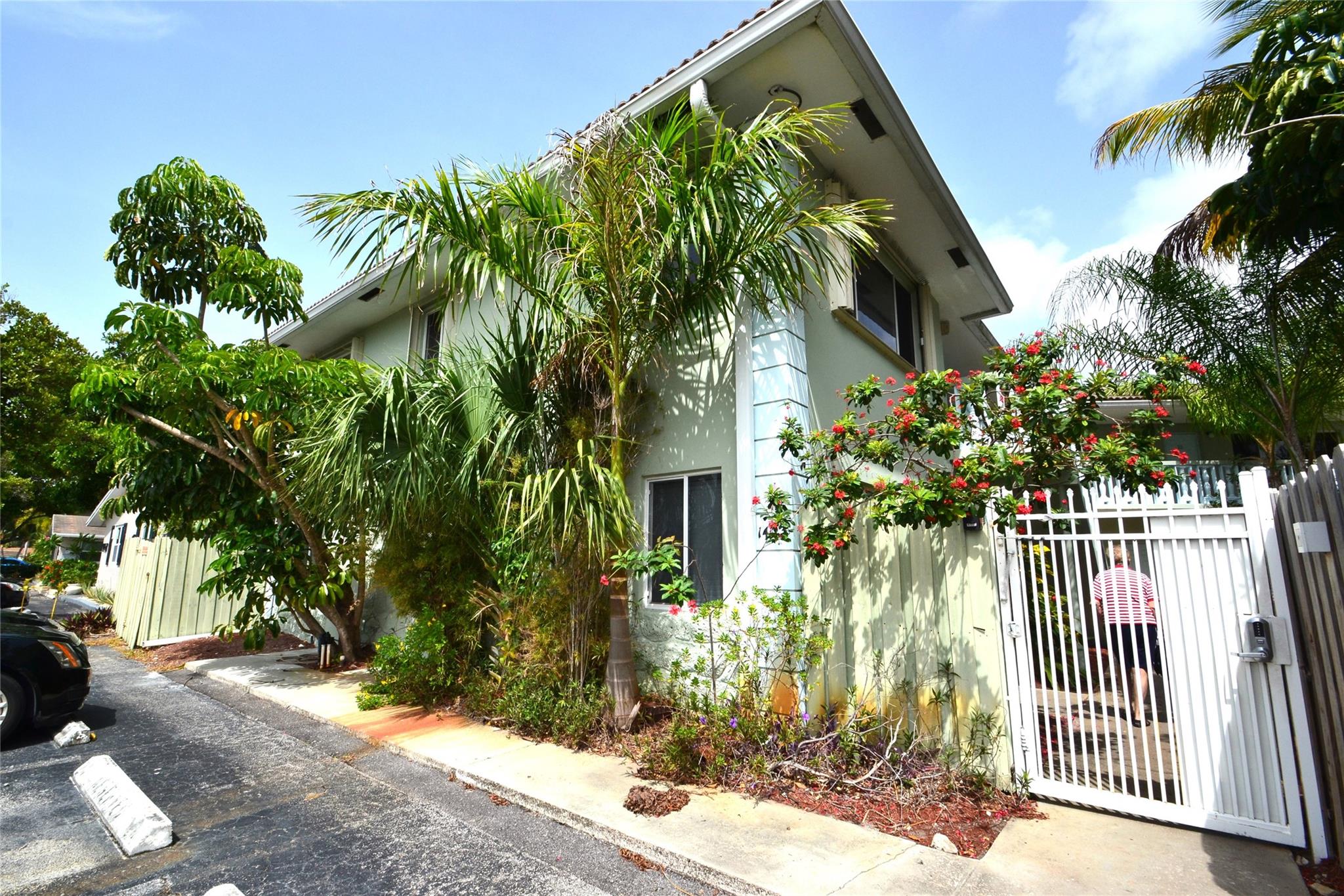 1423 Holly Heights Dr UNIT 2 Sold Property