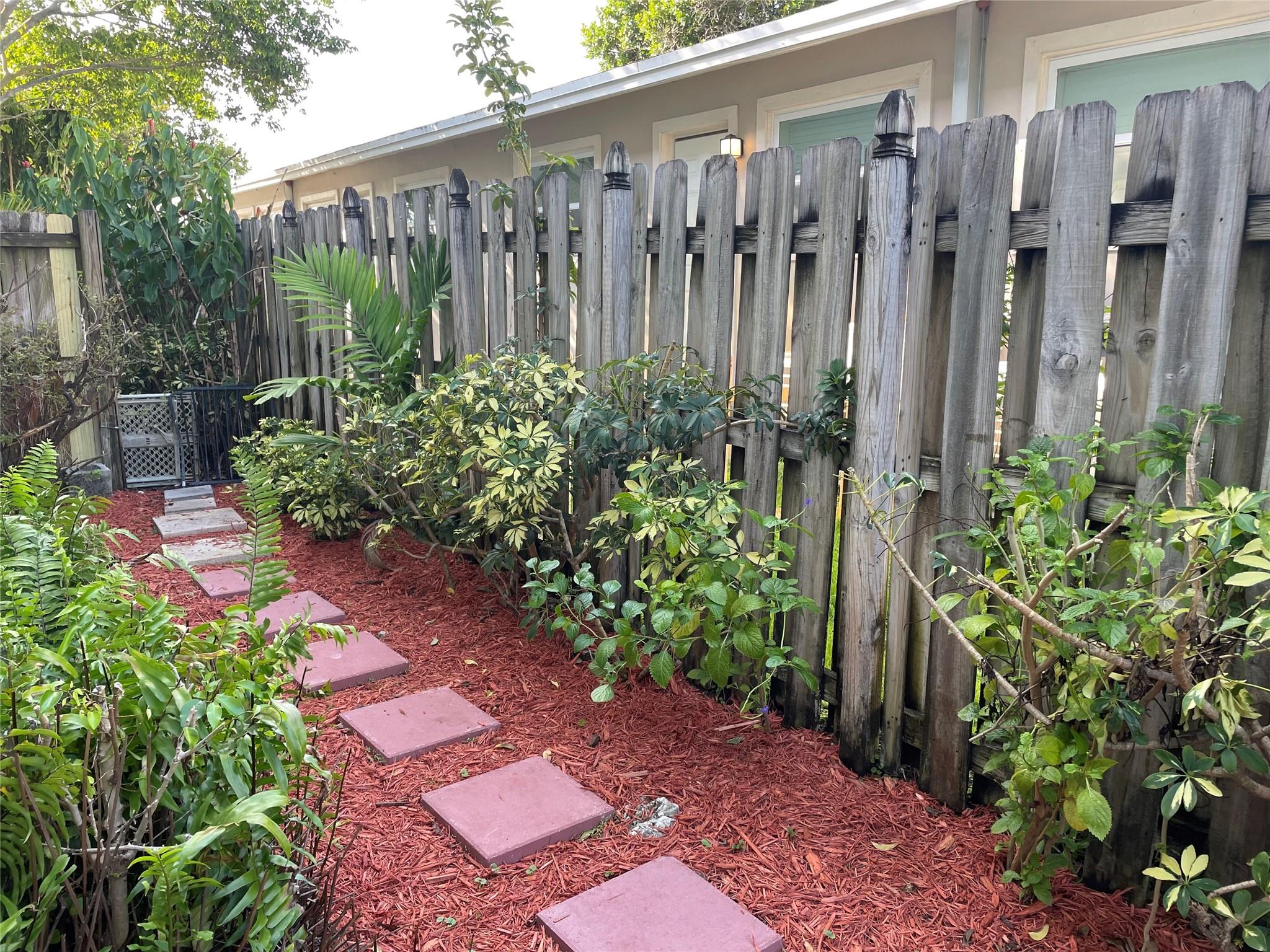 1423 Holly Heights Dr 3 Sold Property
