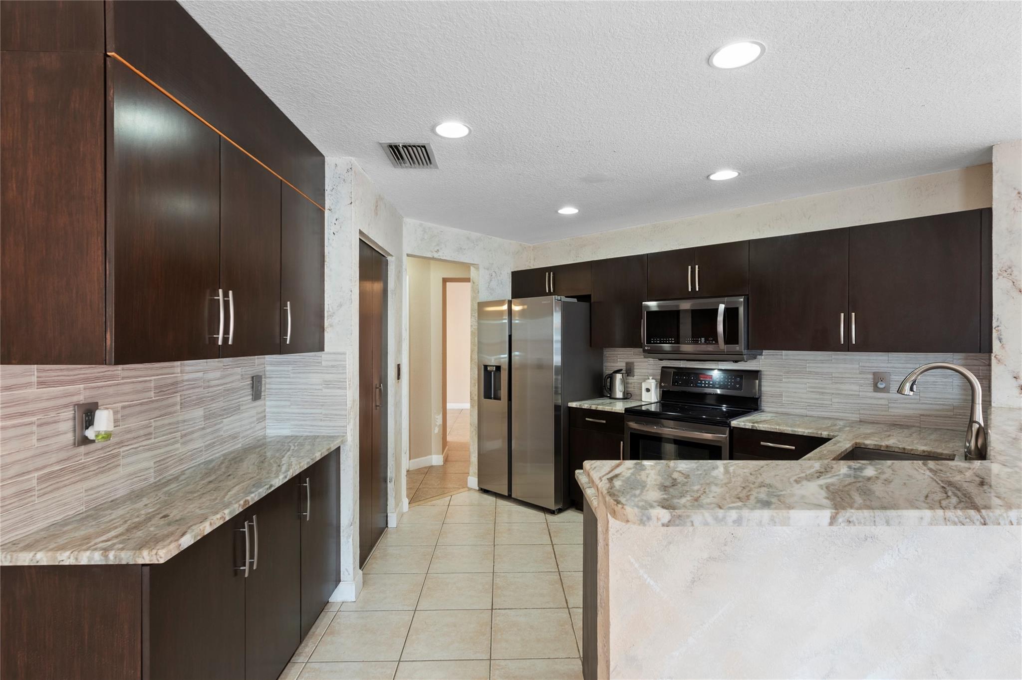 142 Citrus Park Cir Sold Property
