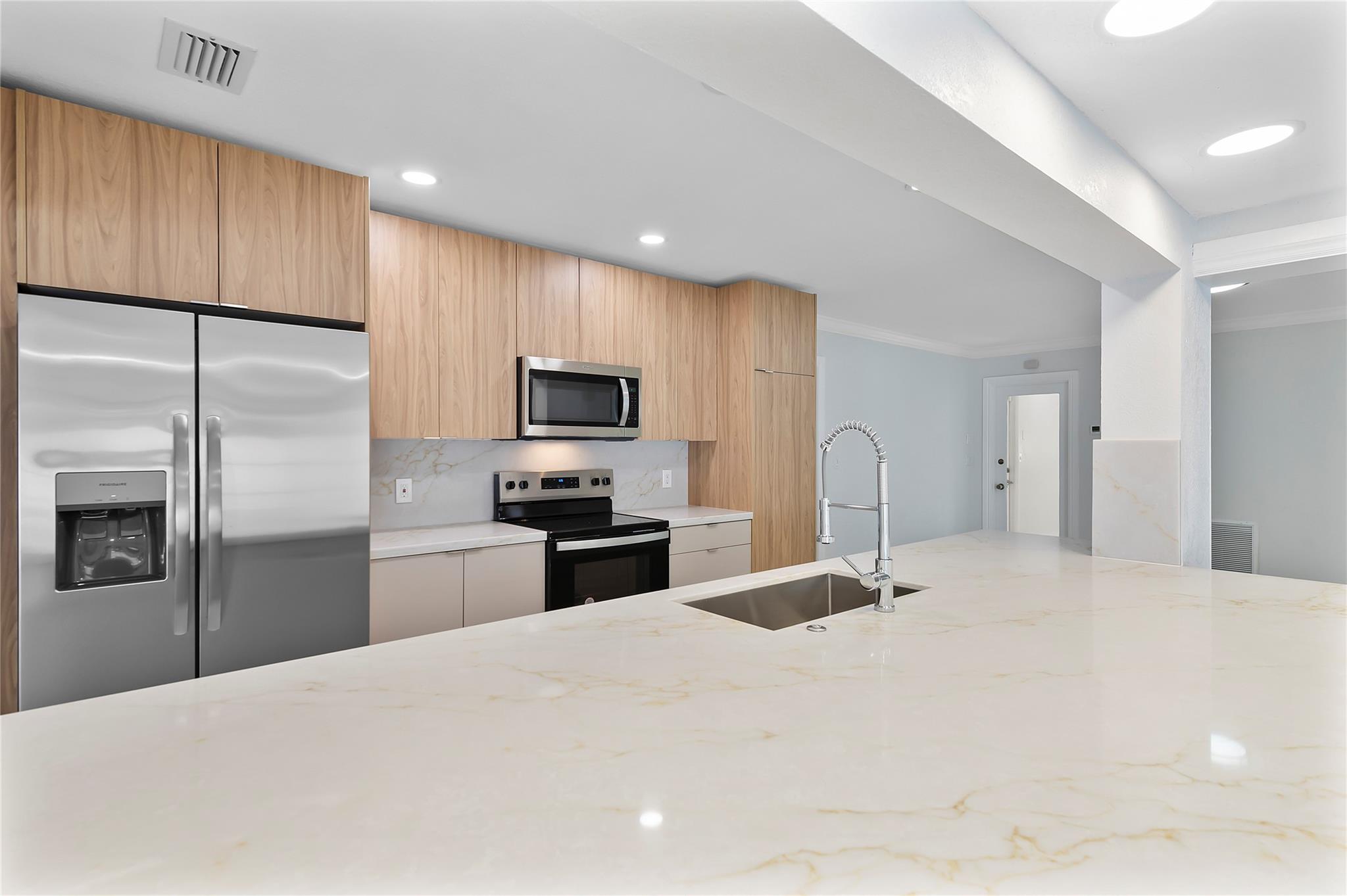 2231 NE 34th Ct Sold Property