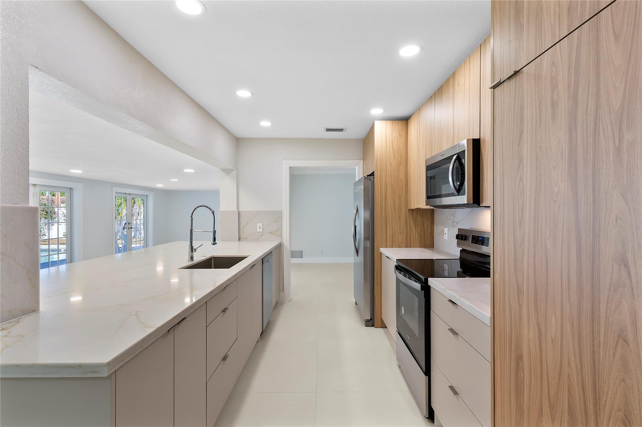 2231 NE 34th Ct Sold Property