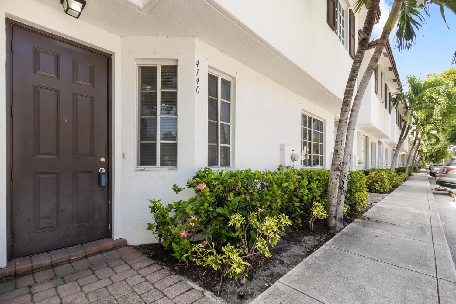 4140 Napoli Lake Drive Riviera Beach Sold Property