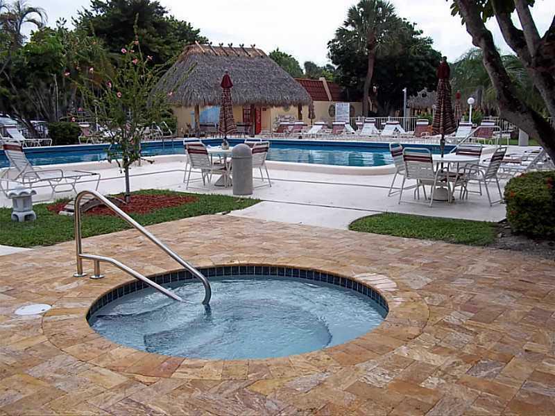 Pool.