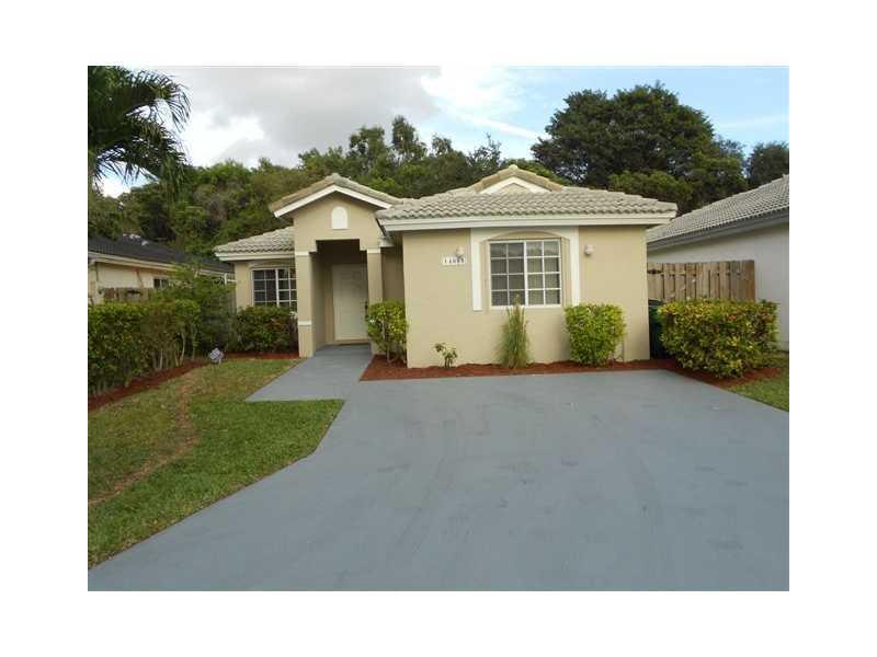14085 SW 149 PL Exterior Front