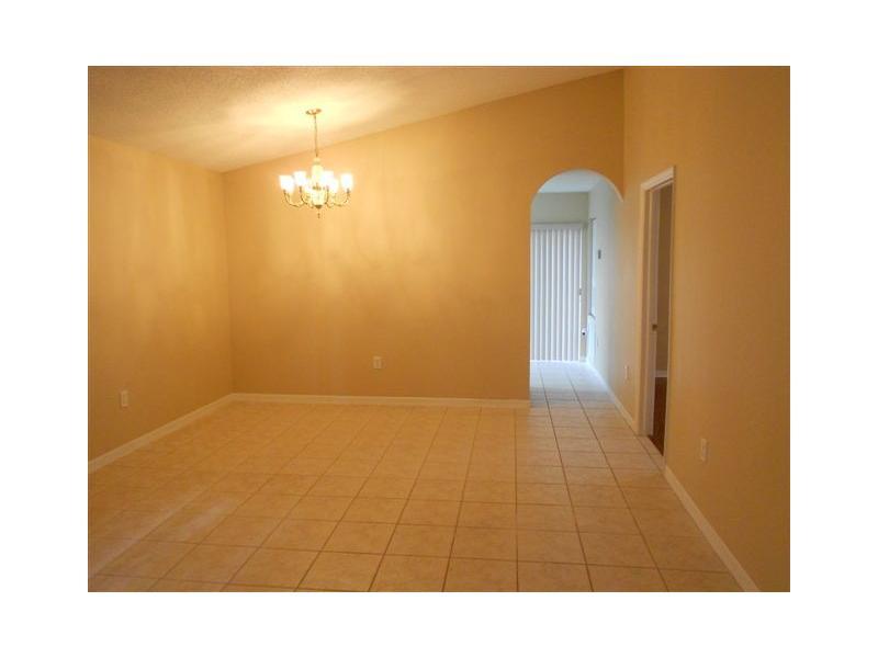 14085 SW 149 PL Family/Great Room