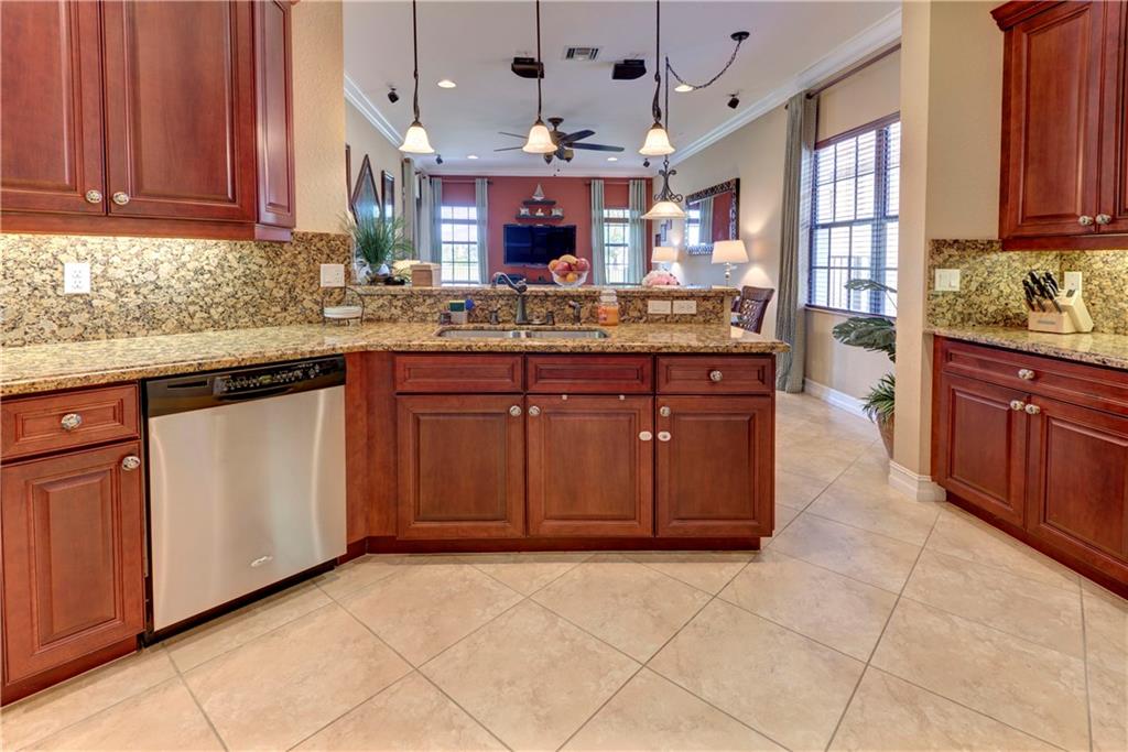 7512 NW 110th Dr Sold Property