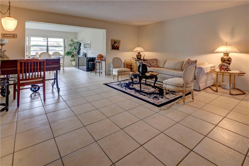 9610 NW 75th St Sold Property