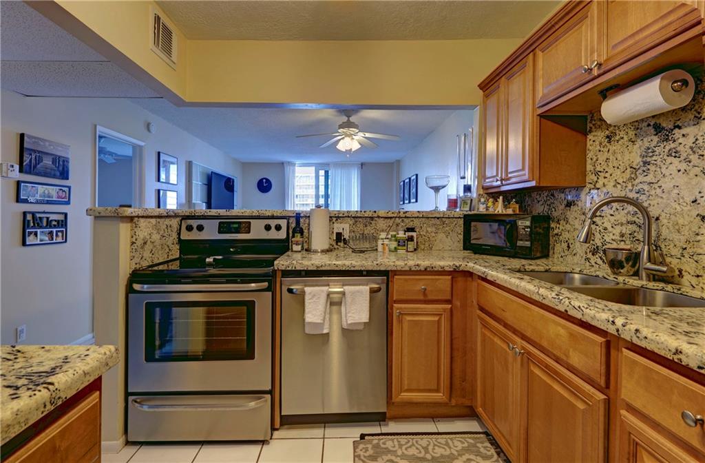 336 N BIRCH RD 14C Sold Property