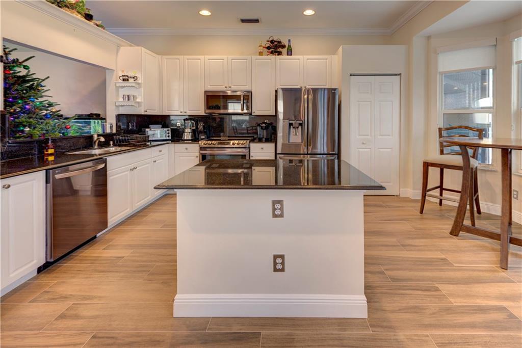 NEW WOOD LIKE TILE (2016)