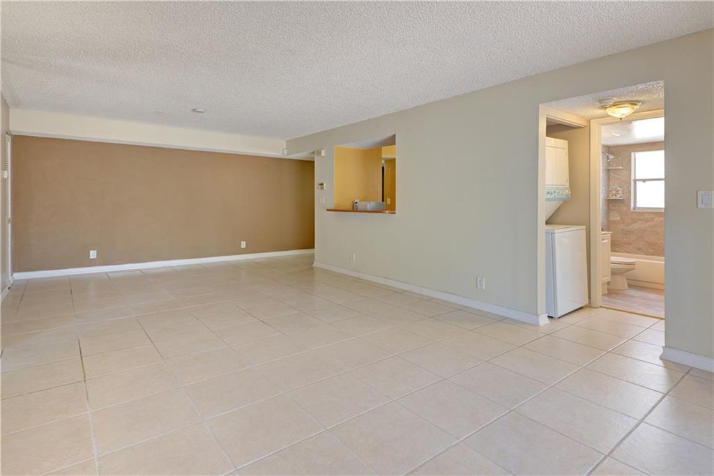 12099 Royal Palm Blvd 2G Sold Property