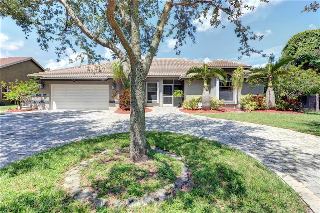 5153 NW 49th Ave Sold Property