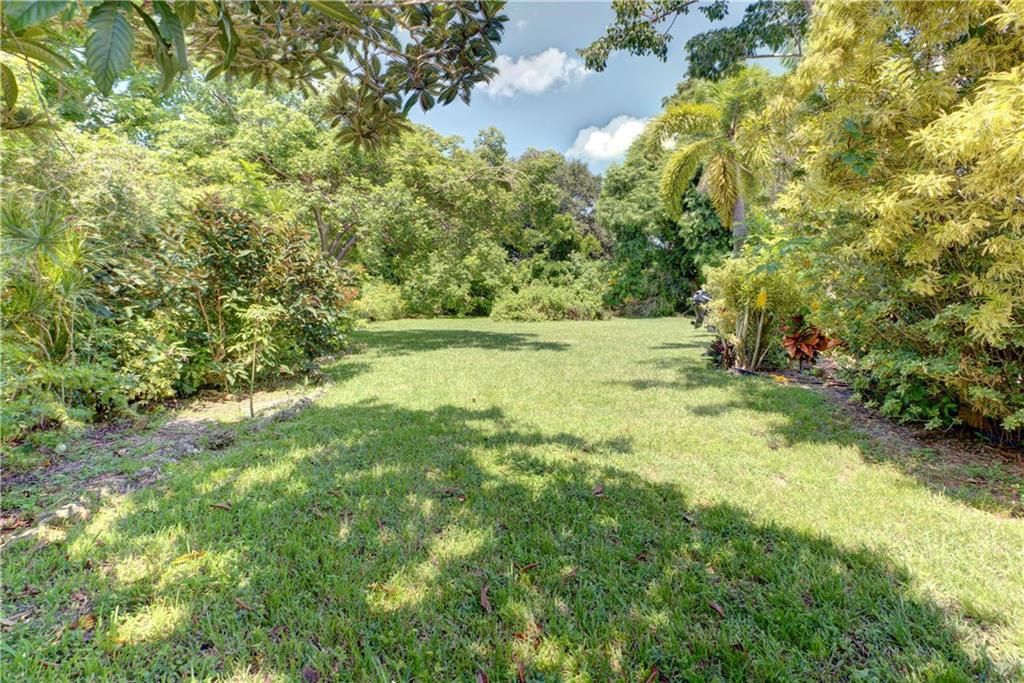 5153 NW 49th Ave Sold Property