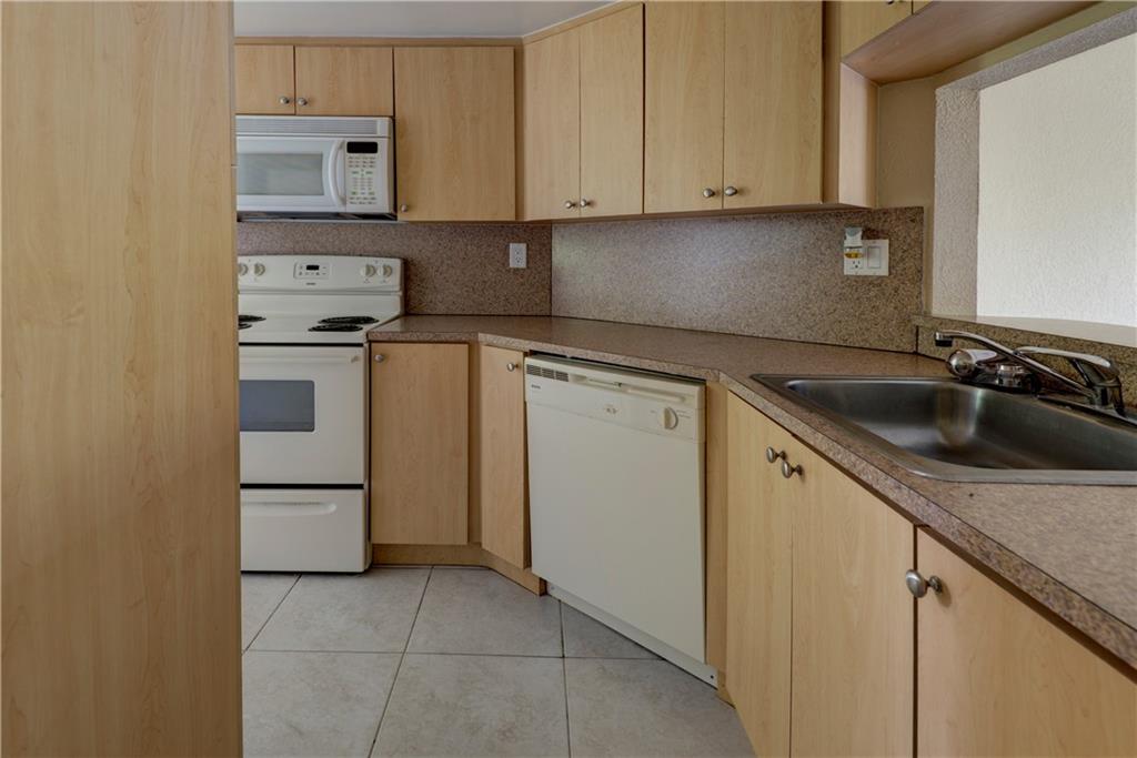 2833 N Course Dr 202 Sold Property