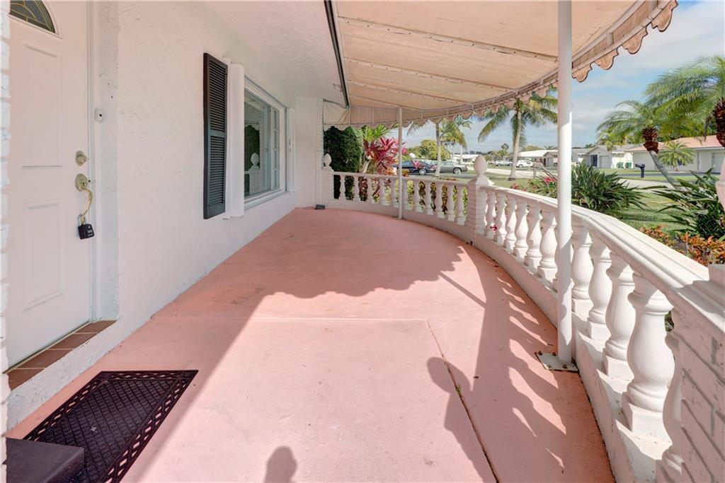 9415 NW 74th Pl Sold Property