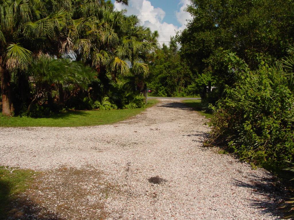 16762 131st Way N DSC00715