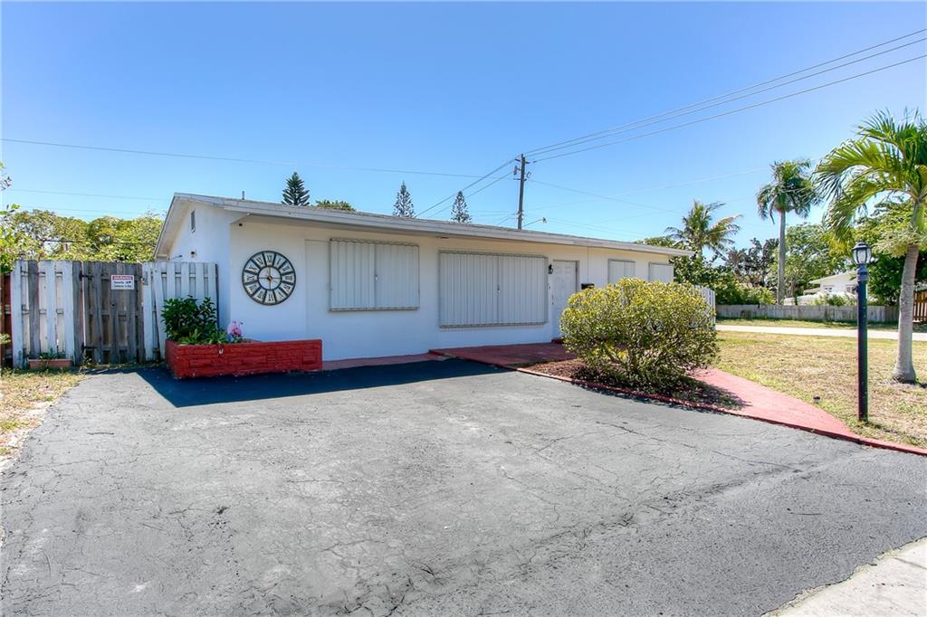 3000 NE 11th Ave Sold Property