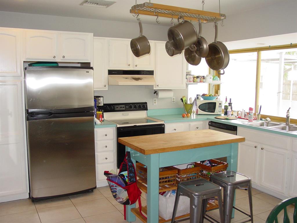 3616 Daisy Avenue DSC00937