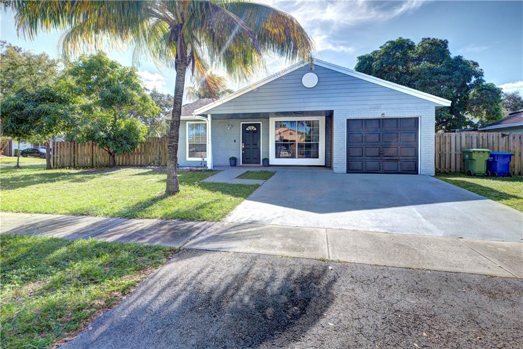 8600 SW 14th St Sold Property