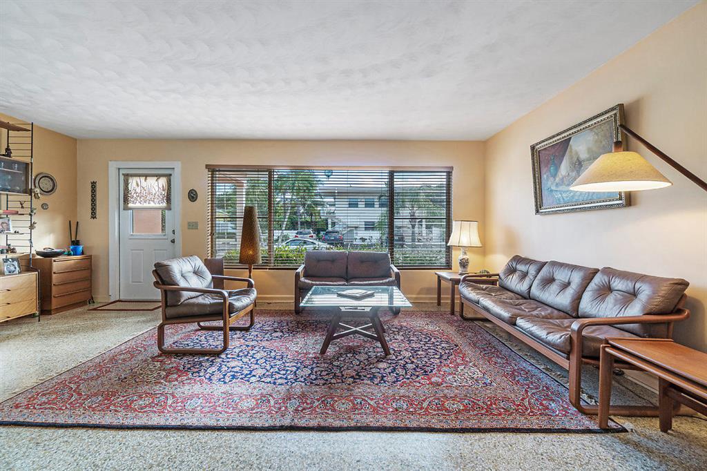 021-115CascadeLn-PalmBeachShores-FL-smal