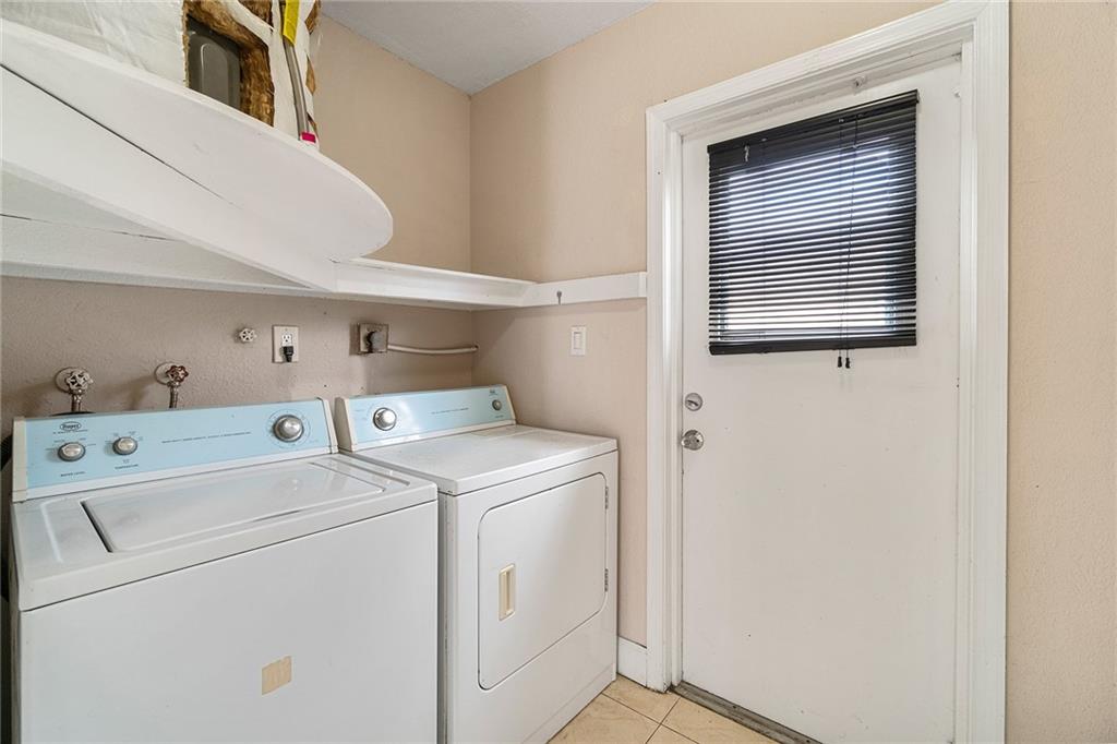 7658 NW 73rd Ter Sold Property