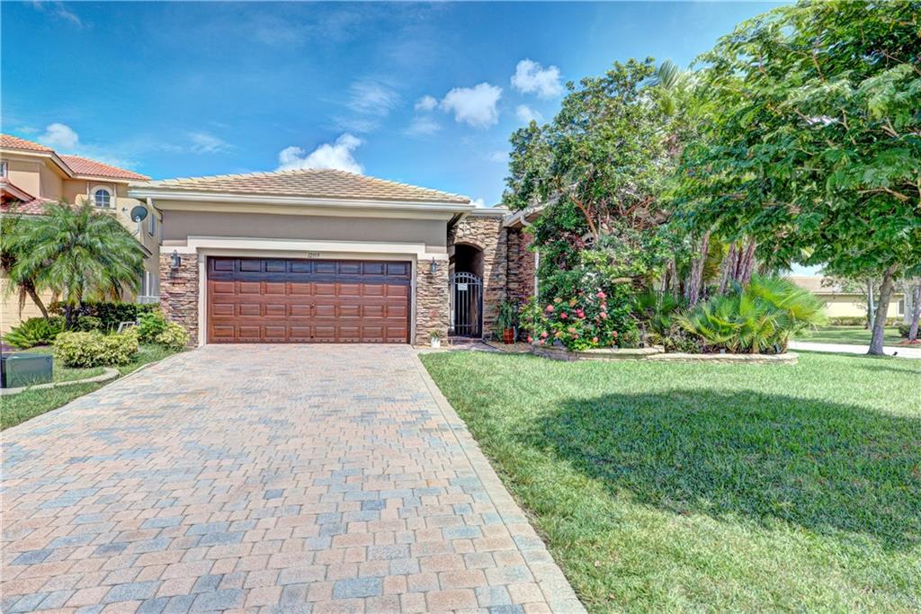 Desare's Sold Listings Exterior Front - corner lot home