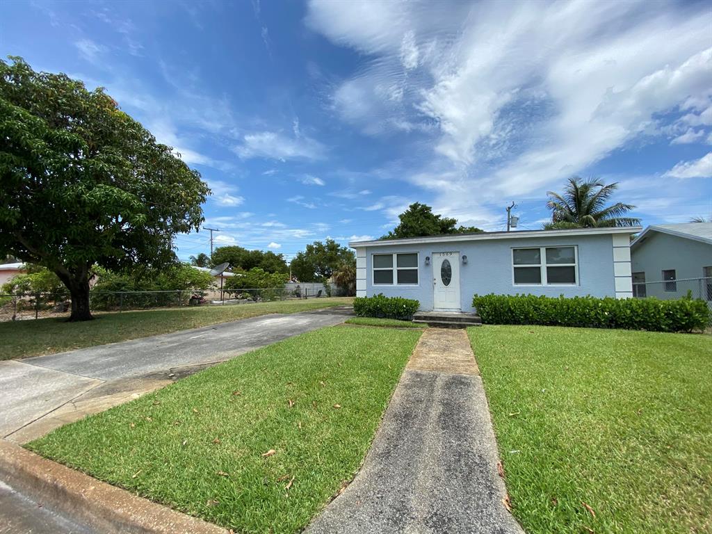 1569 W 21st Street Sold Property