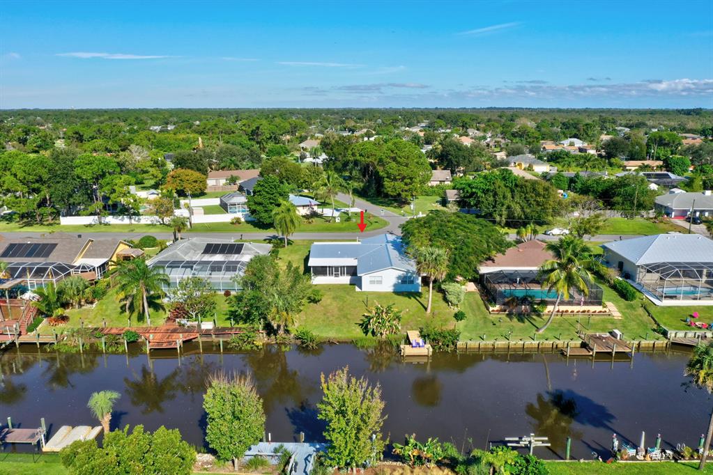 296 NE Surfside Avenue Sold Property