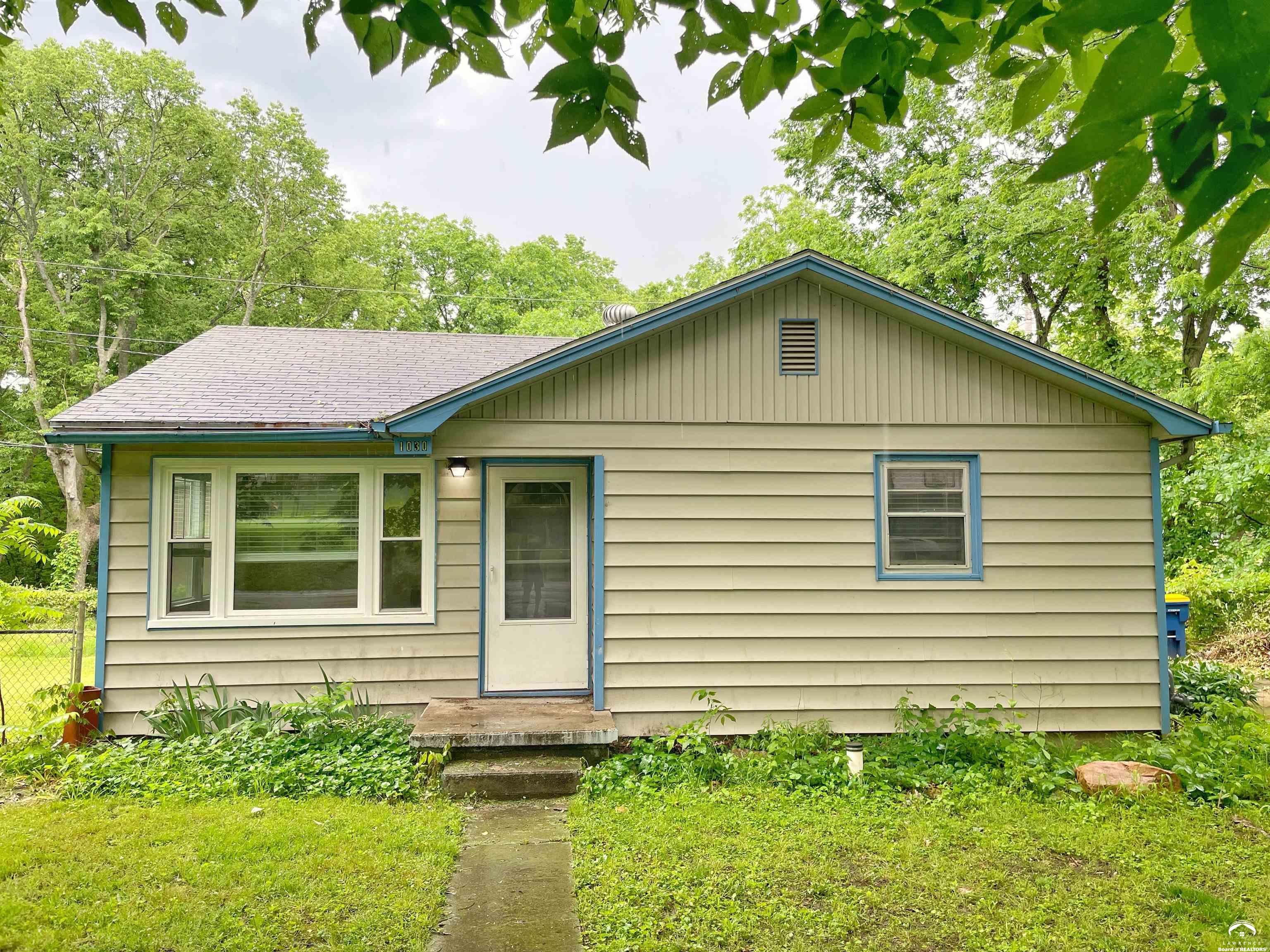 1030 Fir Street Sold Property