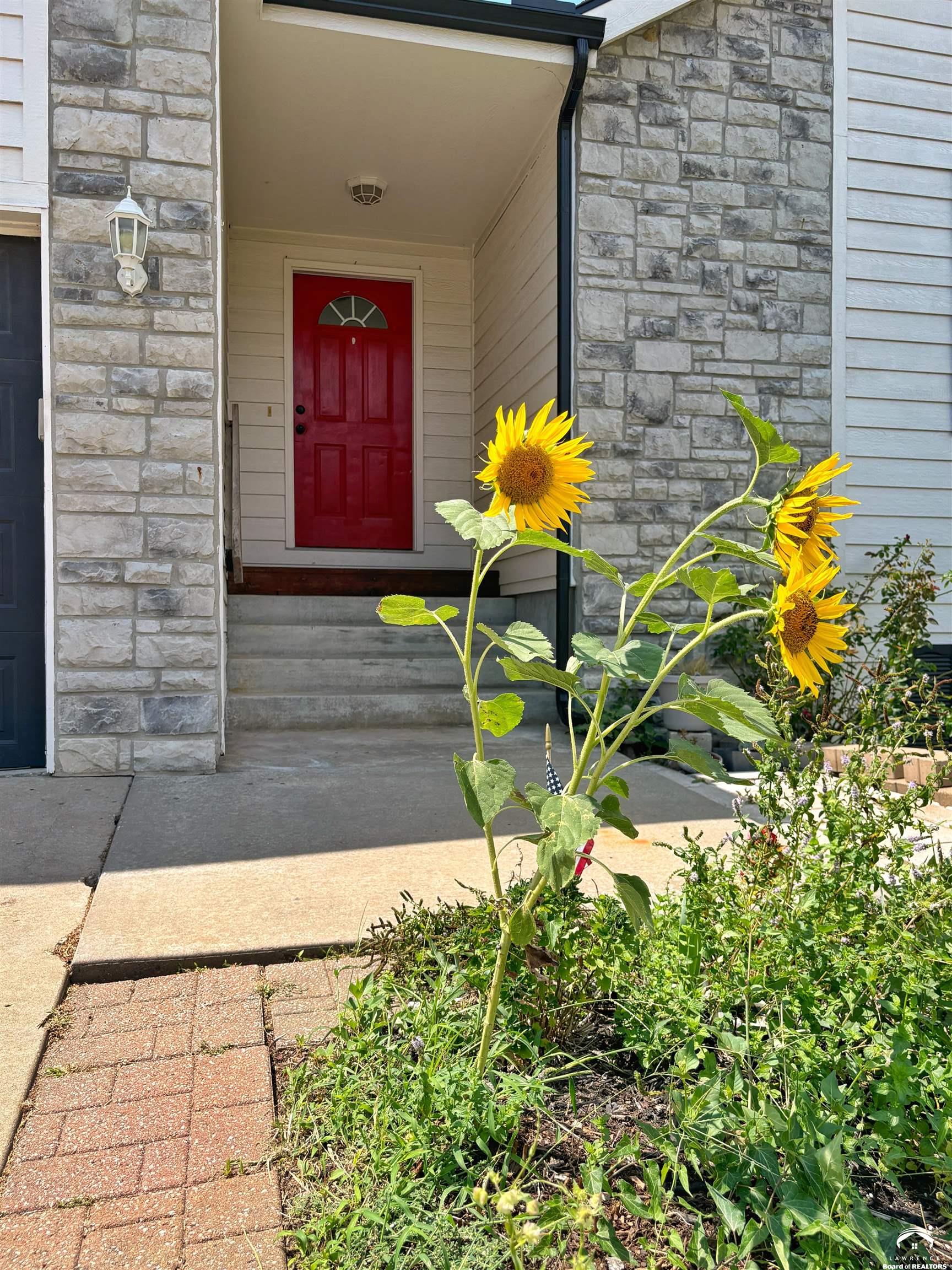 705 Flame Way Sold Property