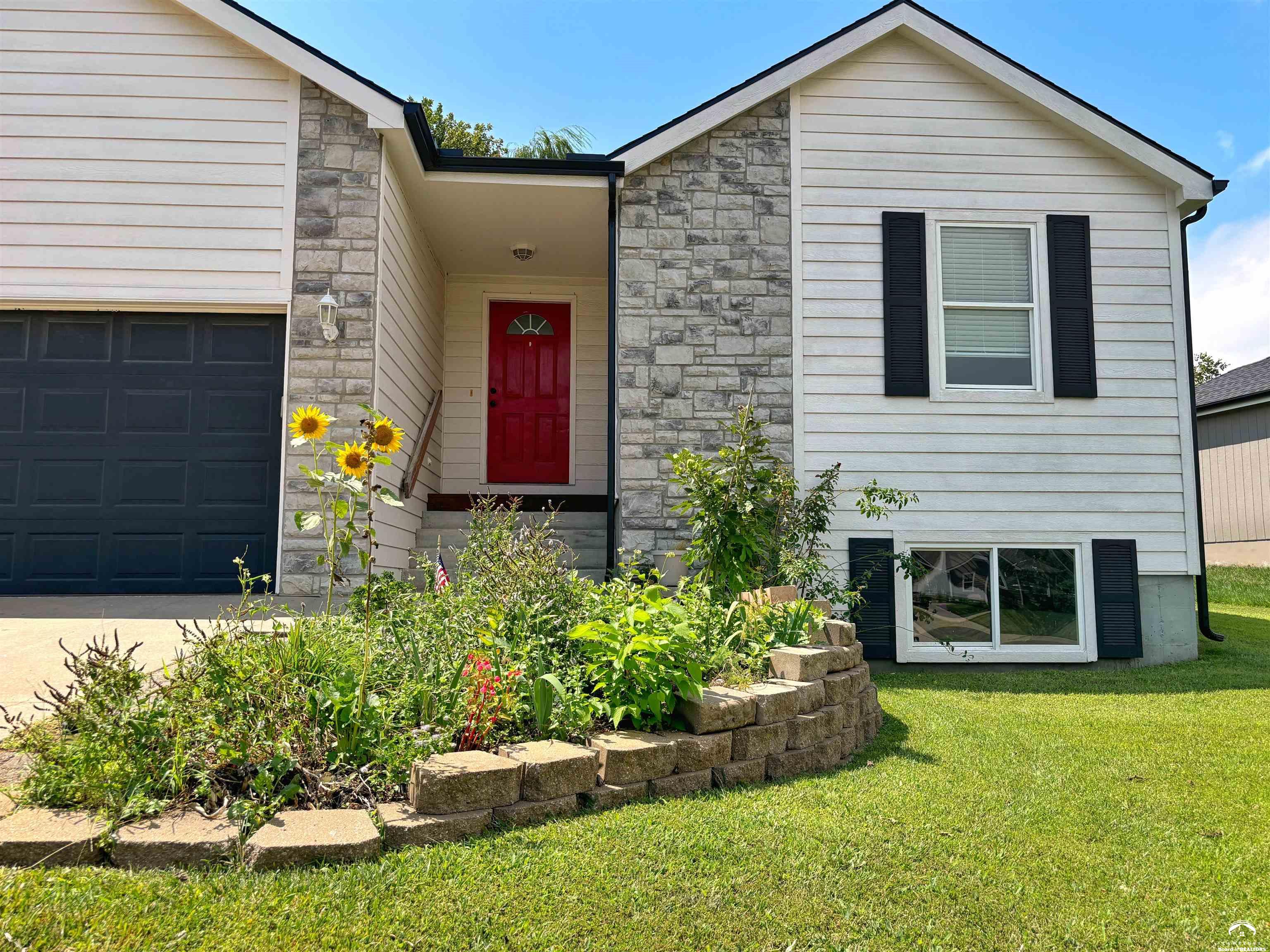 705 Flame Way Sold Property