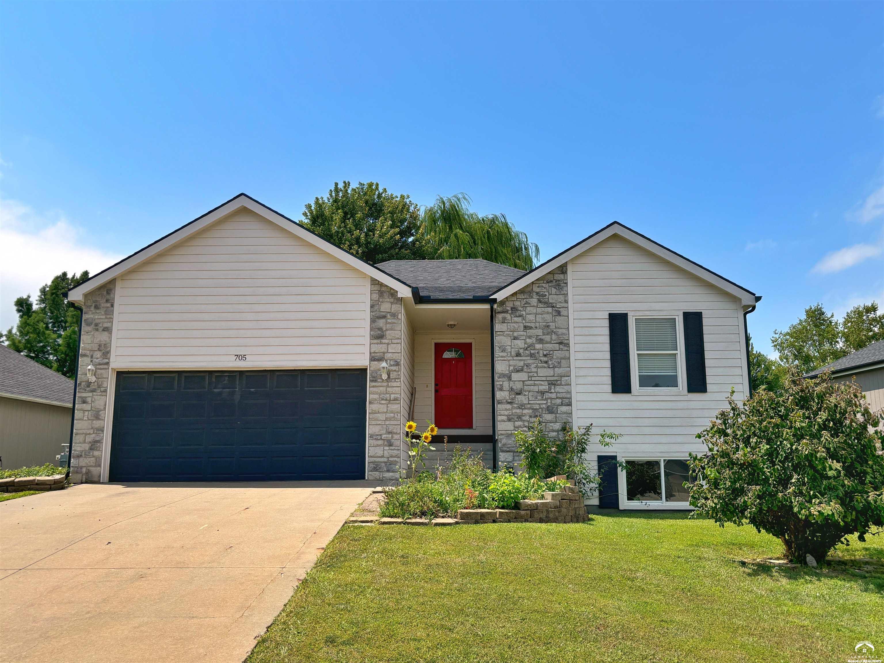 705 Flame Way Sold Property