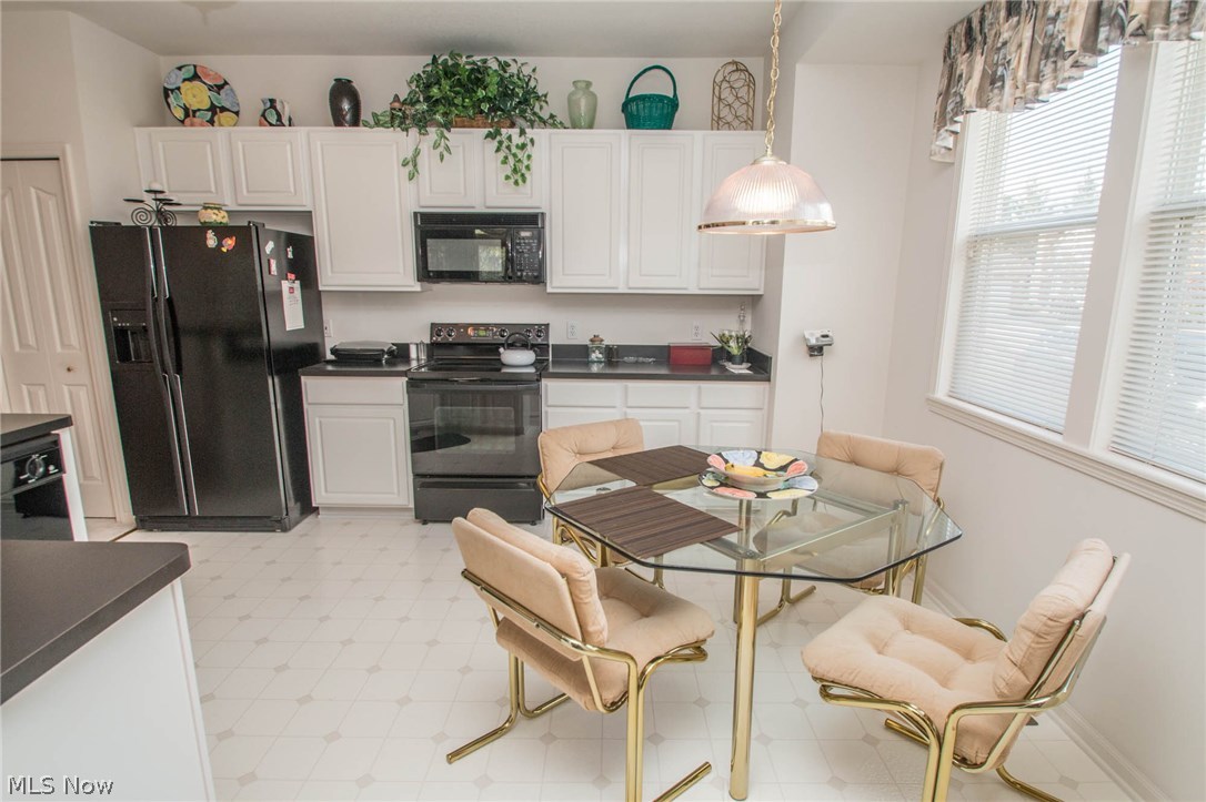 9859 Country Club Circle Sold Property