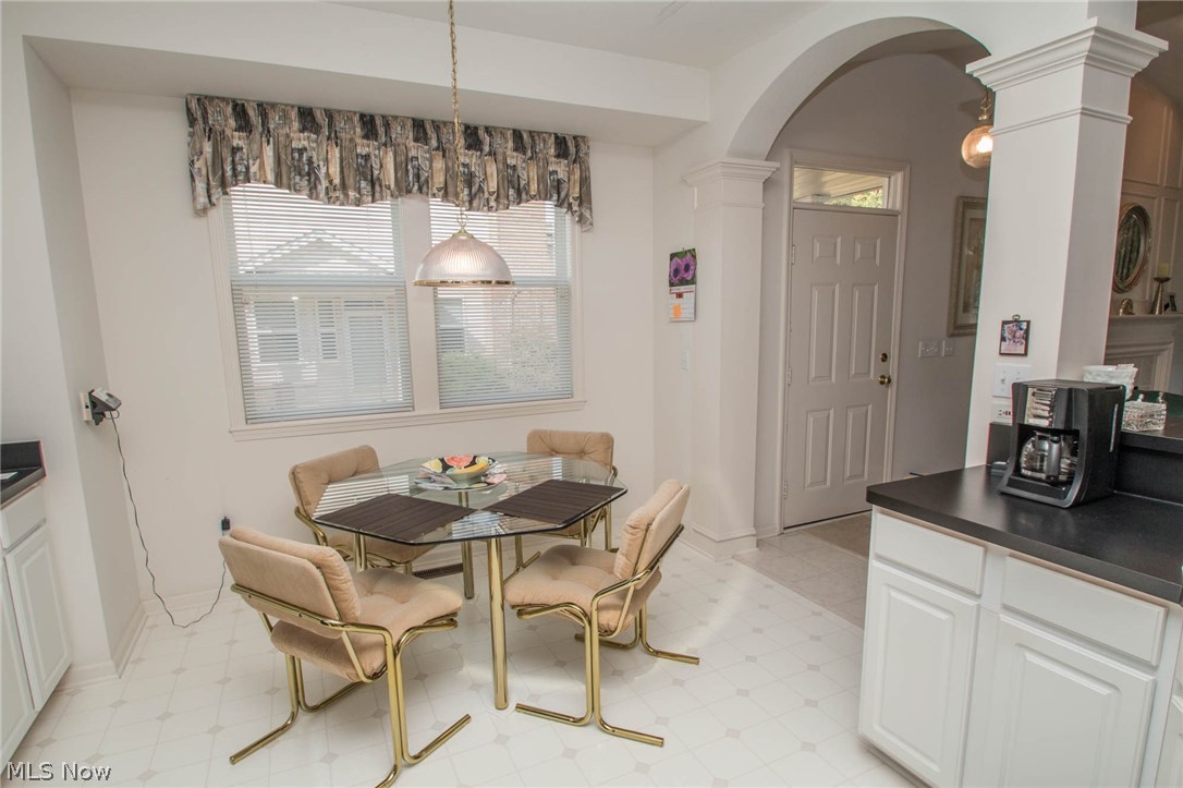 9859 Country Club Circle Sold Property