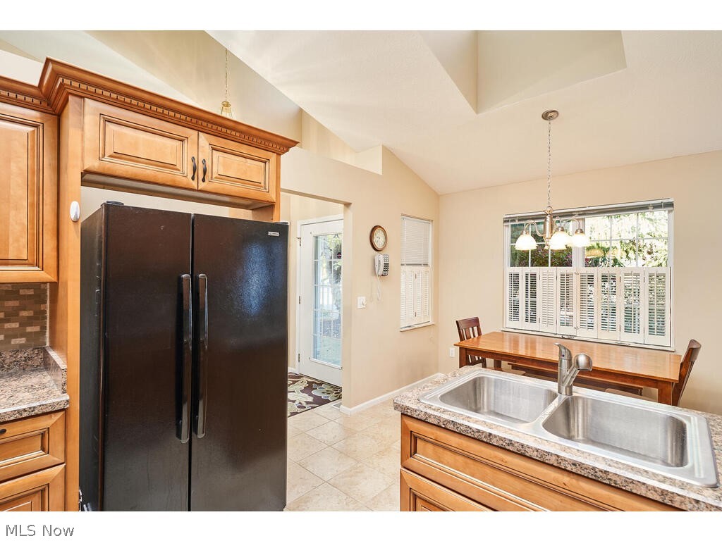 380 Vista Lane Sold Property