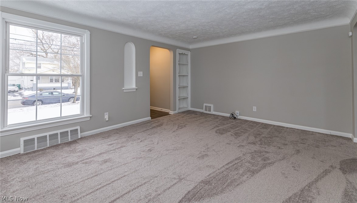 16304 Raymond Sold Property