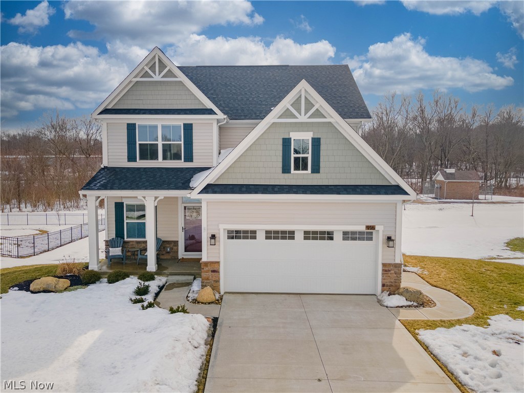 916 Woodmore Street Sold Property