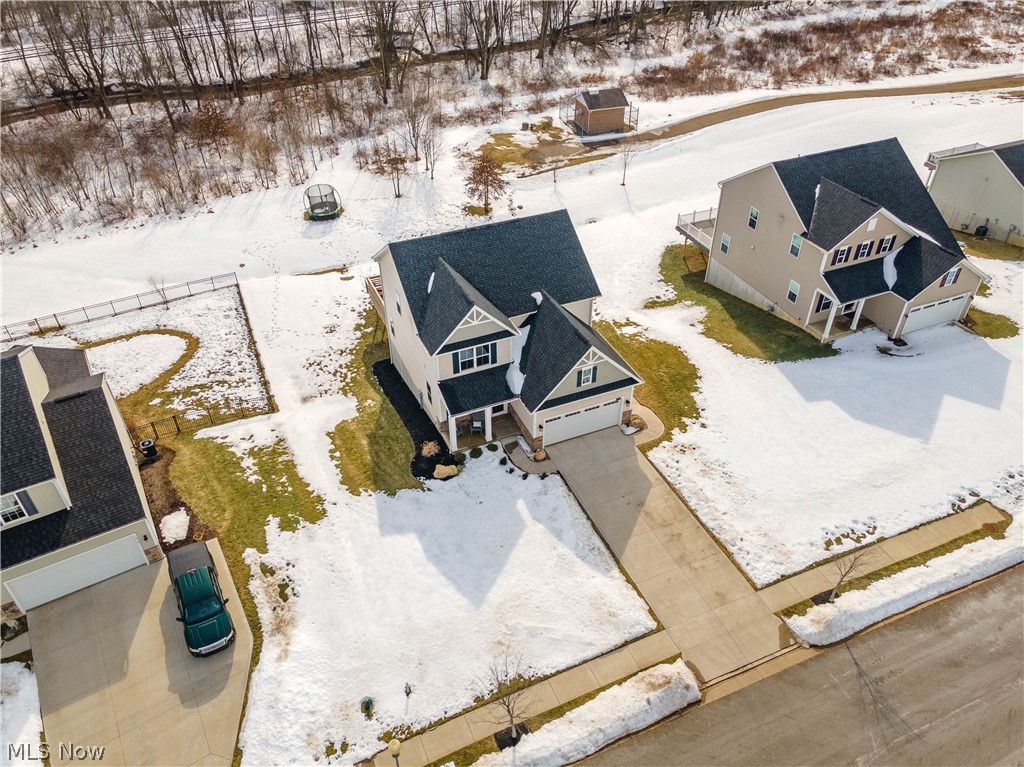 916 Woodmore Street Sold Property