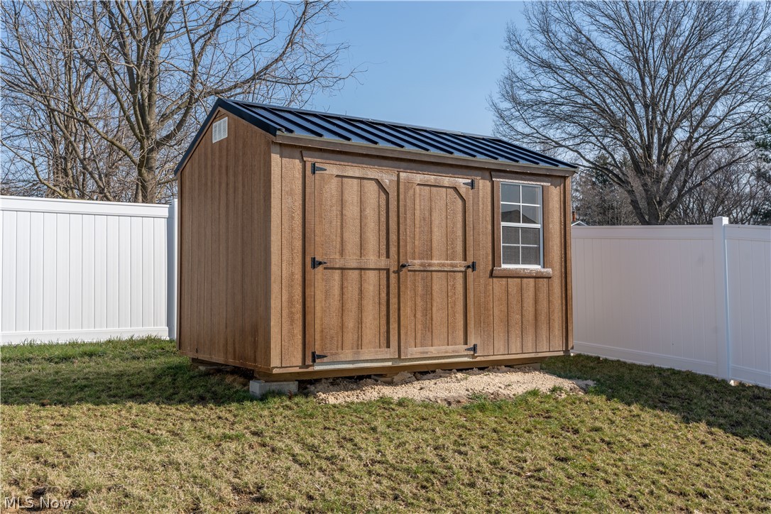 7043 Gauntlet Street SW Sold Property