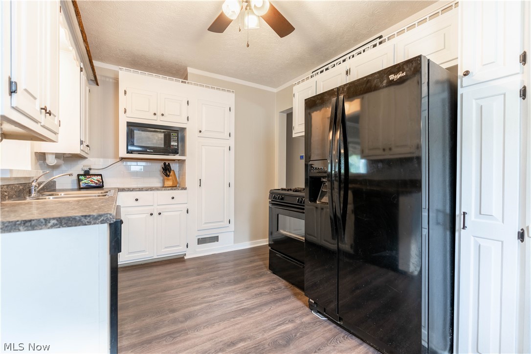 699 Ina Avenue Sold Property