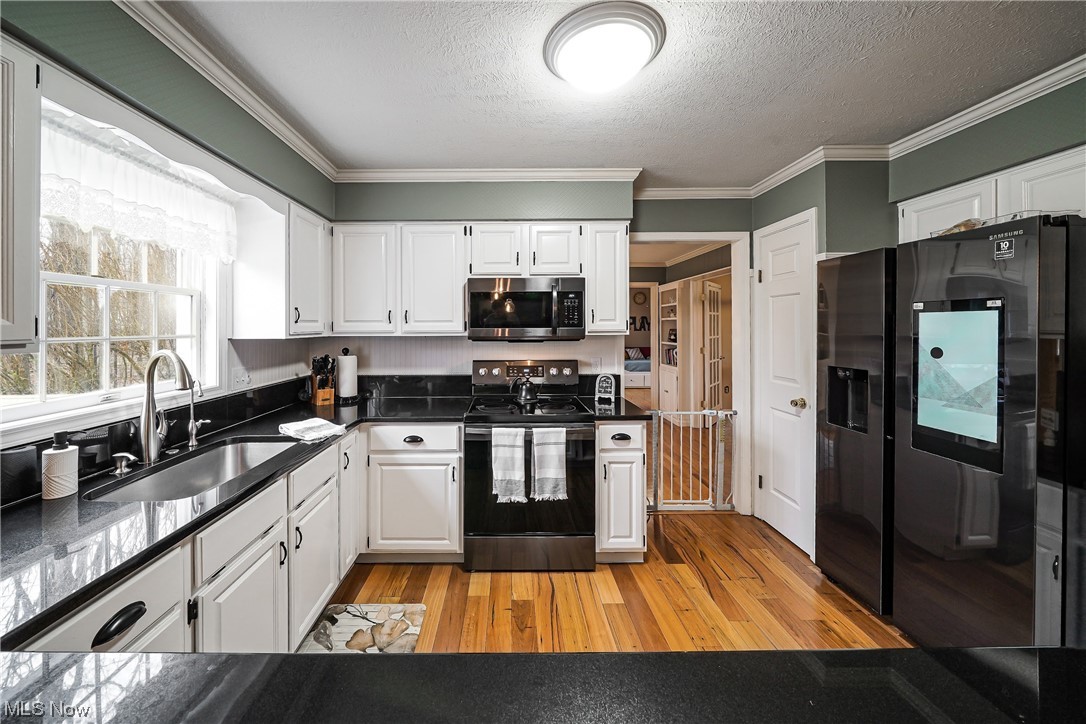 610 Thornhill Lane Sold Property