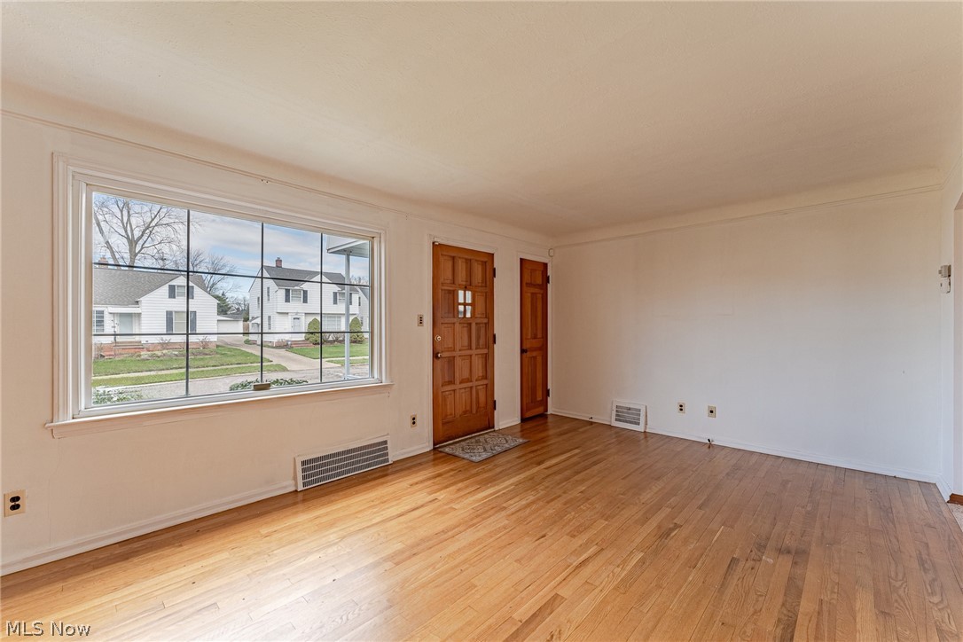 12612 Darlington Avenue Sold Property