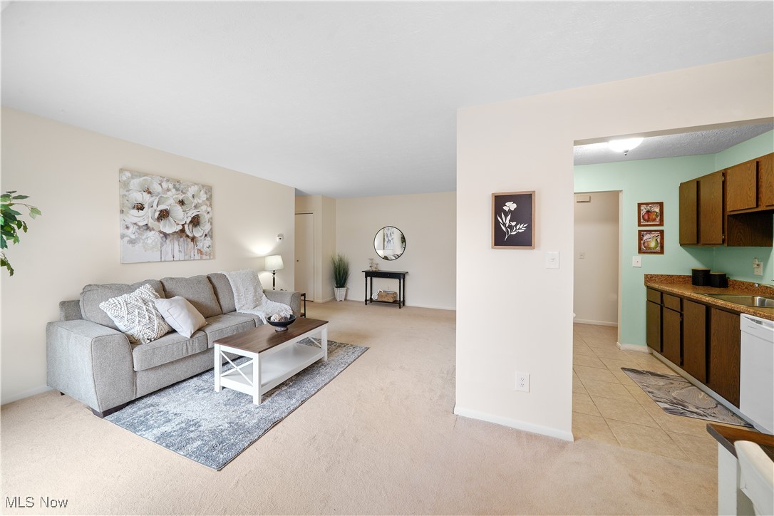 10790 Ravenna Road 103 Sold Property