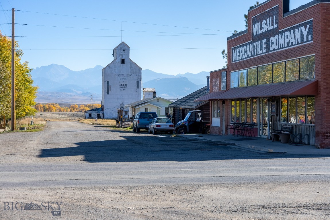 Wilsall, Montana & the Crazy Mountains!