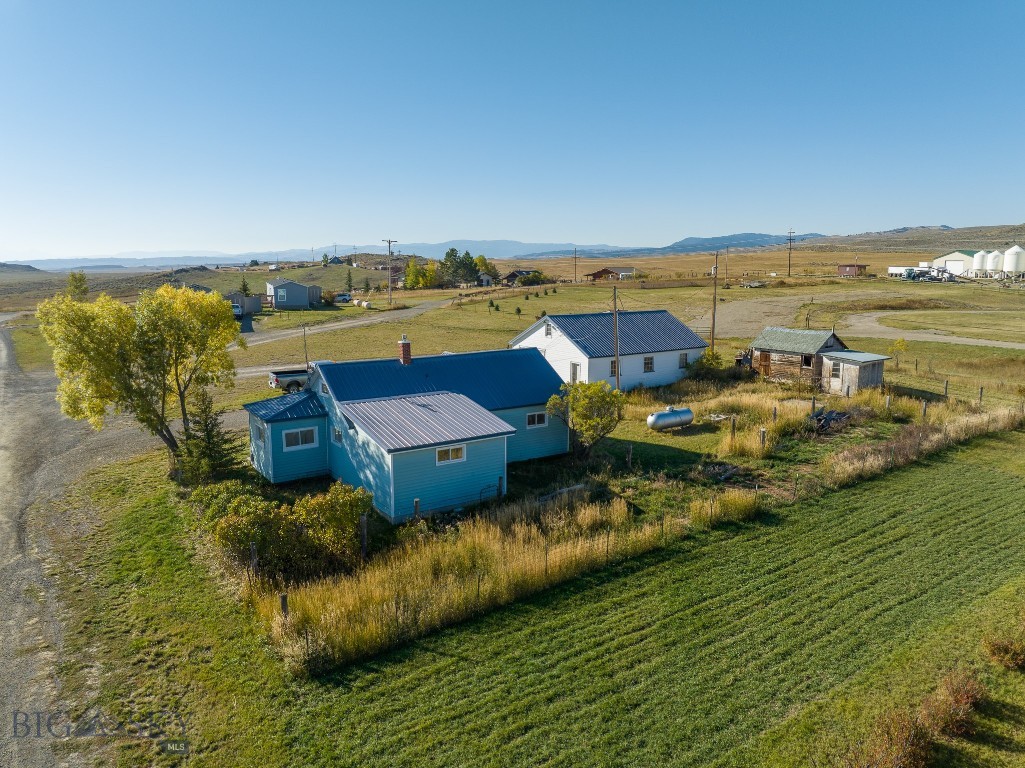 1900 Homestead in downtown Wilsall!